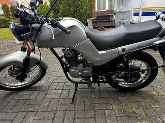 Jawa 125 - 5