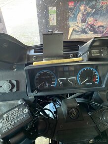 Kawasaki GTR 1000 - 5