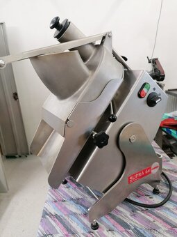 Multifunkční robot Feuma Supra 6e - 5