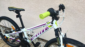NOVÉ Kolo Scott Contessa JR 24 - 5