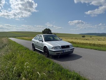 Škoda Octavia 1.6 - 5