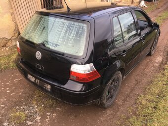VW Golf 4 přední nárazník - 5