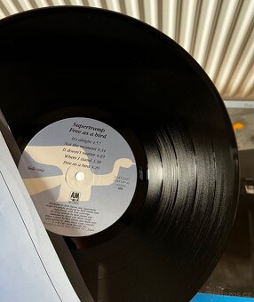Rare | Supertramp | Free As A Bird | 1st Japan press | NEW - 5