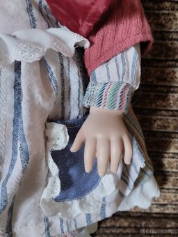 Značená porcelánová zrzečka - 5