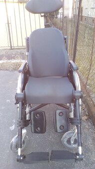 INVALIDNÍ VOZÍK- SPECIÁLPOLOHOVACÍ-SKLÁDACÍ--44CM- - 5