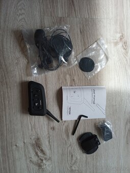 Vnetphone V6 - 2 Interkom Moto Bluetooth 5.1 1500M - 5