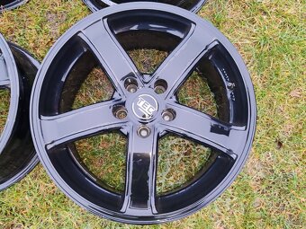 ALU kola TEC Speedwheels AS1, 5x108, 7,5x17, ET45. - 5