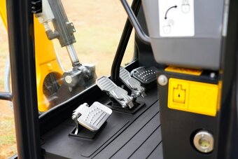 Minibager YUCHAI U20 Premium 2000 kg - 5