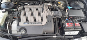 Ford Mondeo 2.5i V6 - 5