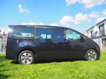 Hyundai Staria,4x4,záruka,panorama,spaní, praktická 9m verze - 5