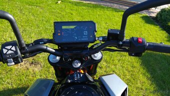 KTM 125 DUKE, rok 2021,naj.6800 km - 5