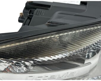 Pravé přední světlo halogen 1Z1941016F Škoda Octavia 2 FL 11 - 5