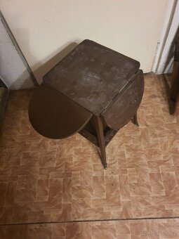 Starožitný stolek - 5