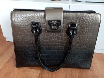 Khaki kabelka do ruky Max Mon, Top stav - 5
