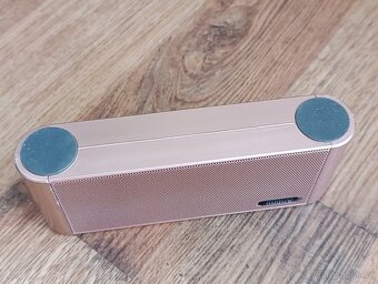 bluetooth reproduktor s rádiem - 5