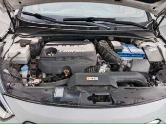 PRODÁM HYUNDAI i40 COMBI 1,7CRDI,104 KW, ČR, SERVISNÍ KNIŽKA - 5