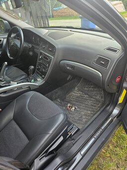 Volvo XC70 D5 AWD 136kw-MANUÁL - 5