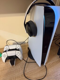 Thrustmaster T300 RS GT Edition + PlayStation 5 + 2x dualsen - 5