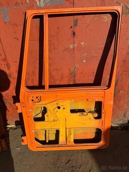 Dveře Tatra 815 - 5