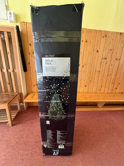 Umělý Vánoční stromek 180cm, včetně osvětlení - 5