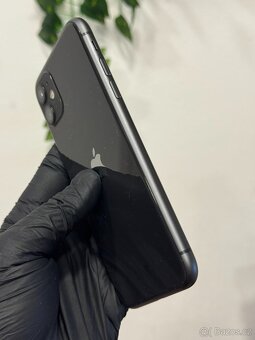 iPhone 11 64GB černý - 5