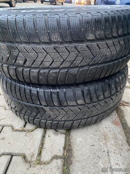 245/50/19 zimní runflat - 5