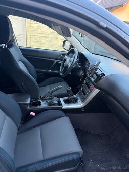 Subaru legacy 2.0 121kw Boxer 4x4 - 5
