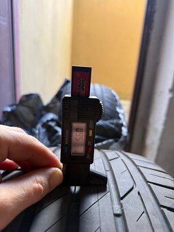 Letní pneu 225/55/17 Bridgestone turanza t001 - 5