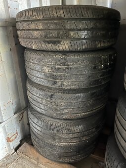 Pneu Continental Vance 2 - 215/70 - R15 - 5