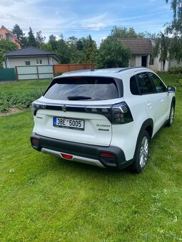Suzuki S-Cross Hybrid - 5