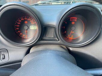 Alfa Romeo 156 2.4 JTD - 5