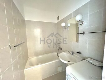 Prodej bytu 2+kk, 41 m2, Praha - Kamýk, ev.č. 00770 - 5