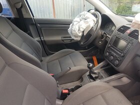 Voklswagen Golf 5 1.9TDI - navigace ,výhřev...díly z vozu - 5