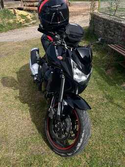 Kawasaki Z750 - 5