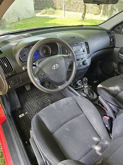 Hyundai i30 1.6 16v benzin, 88kw - 5