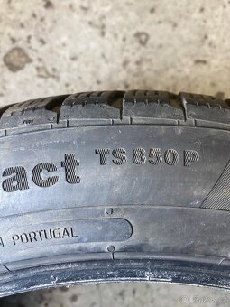 235/45R18 - 5