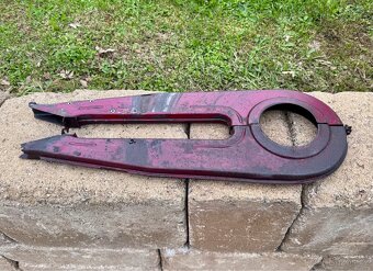 ČZ 125 175 250 - kryt řetězu - 5