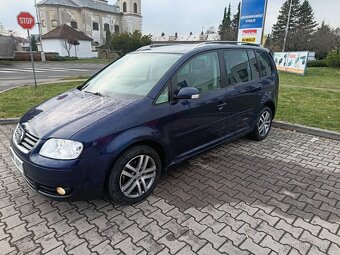 Volkswagen Touran 2.0 TDI - 103 kW -DSG - 7 místní - 5