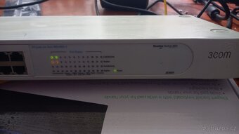 HP J9080A ProCurve 1700-24 Port Switch - 5