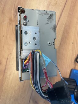 Autorádio JVC KW-R520 - 2 din - 5