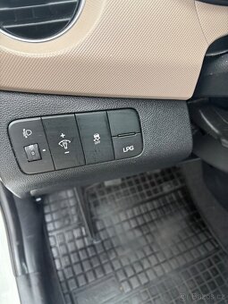 Hyundai i10, r.v.2015,1,0i/LPG, koupeno v ČR - 5