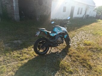 CF Moto 650NK rok 2020 pouze 13900km - 5