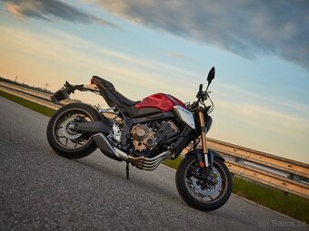 Honda CBR 650 R - 5
