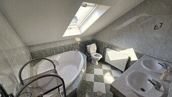 Pronájem podkrovního bytu 3+kk, 74m², Frenštát p/R - 5