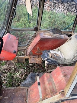 Prodám kabinu zetor 6911 - 5
