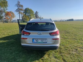 Hyundai i30 1.0 T-GDI 88 kW KOMBI – krásný stav, po servisu - 5