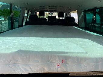 Vestavba na spaní do VW T5/T6 - 5