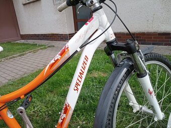 🚲 Prodám dětské kolo Specialized Hotrock 24” – výborný stav - 5