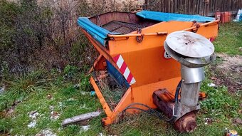 Radlice a sypač z M26 - 5