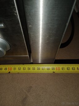 Vestavěná mikrovlnná trouba  Mora a digestoř Whirlpool - 5